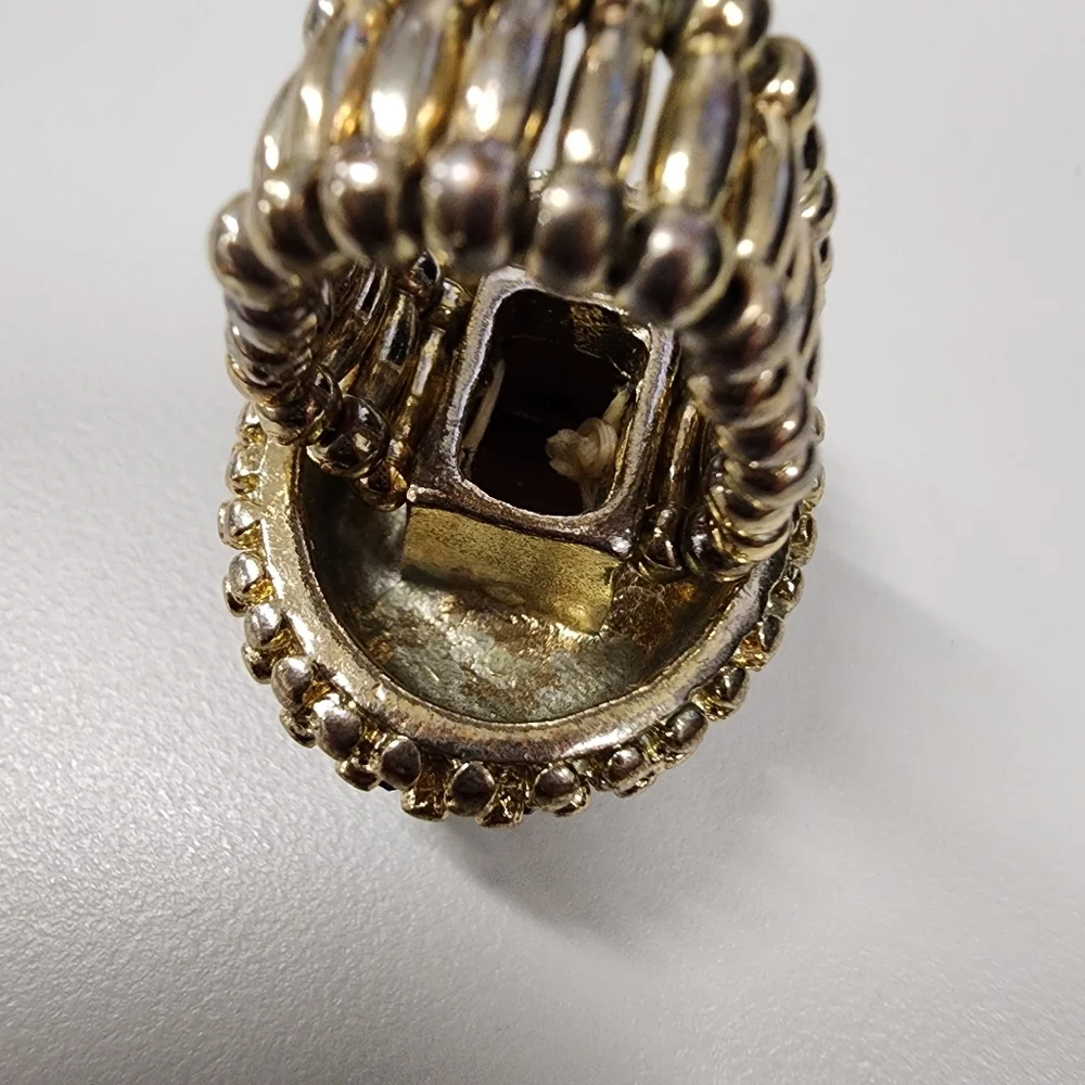 N/A vintage statement